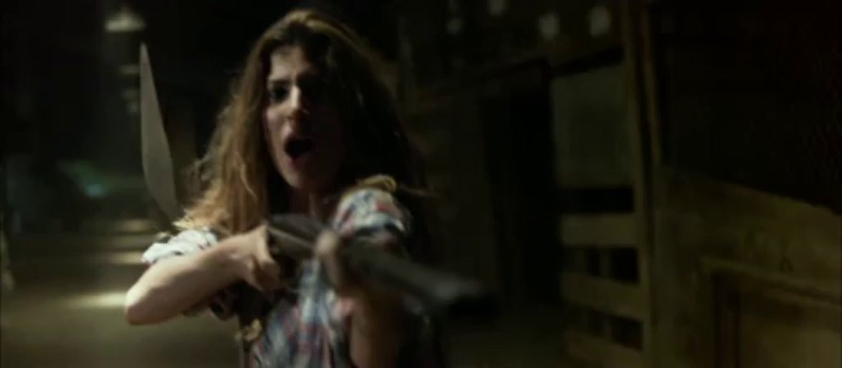 TEXAS CHAINSAW 3D - Extrait 'Chevrotine vs Tronçonneuse' [VF|HD]