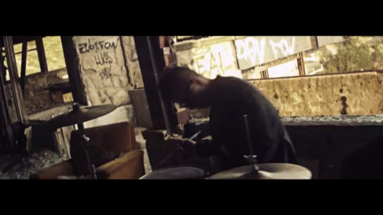 Deivhook & Elton [Decoy:Run] - Biffy Clyro - Black Chandelier (Cover)