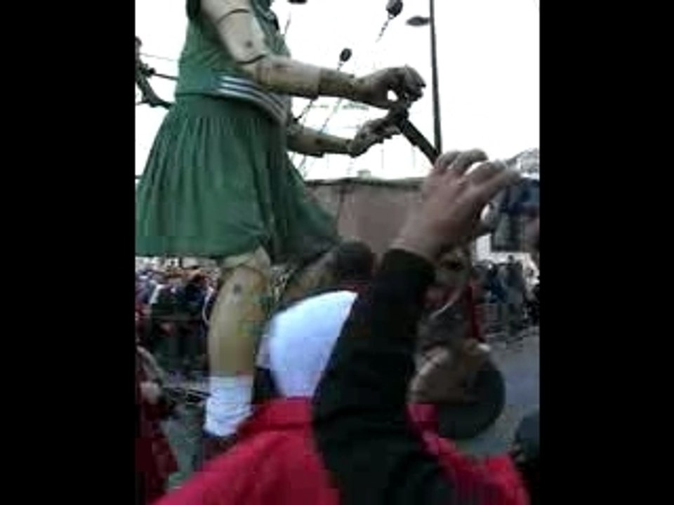 La trotinette de la petite géante