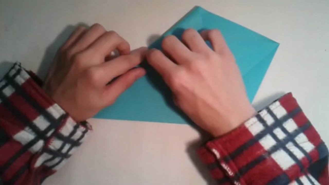 Origami - How to make an easy walrus