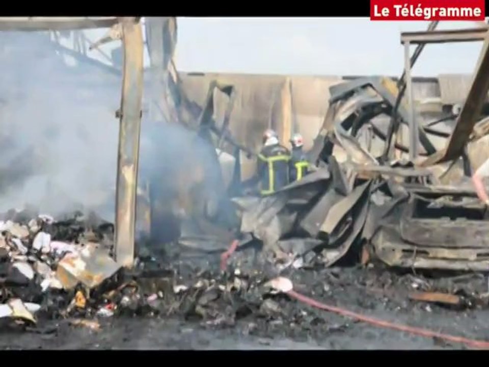 Plumelin. Une entreprise de menuiserie alu dévastée par un incendie