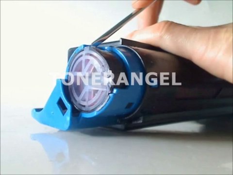 INSTRUCTIONS POUR LE REMPLISSAGE DES CARTOUCHES OKI C3100 / C3200