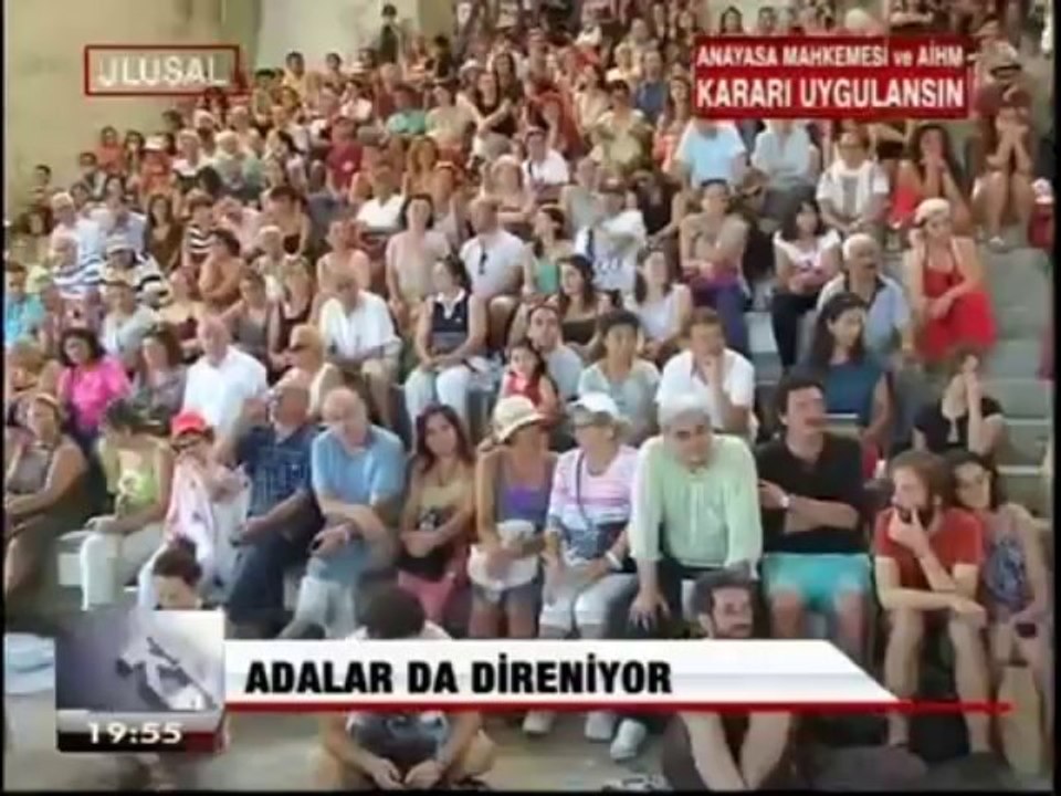 ADALAR DA DİRENİYOR
