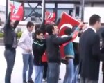 CANLI YAYINDA PROTESTO NTV OSMAN PAMUKOĞLU HEPAR 29 NİSAN 2011