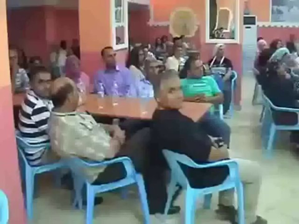Düğünde Sandaliyeden Düşen Amca