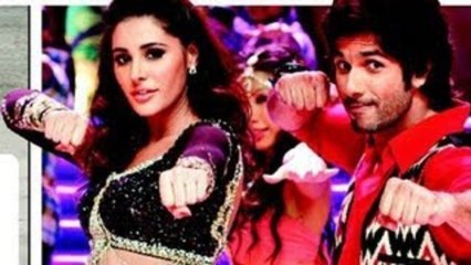 Shahid & Nargis Item Song in Phata Poster Nikhla Hero