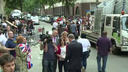 World welcomes birth of Britain's royal baby