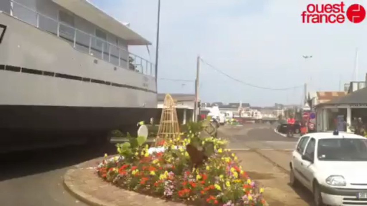 Saint-Malo: catamaran