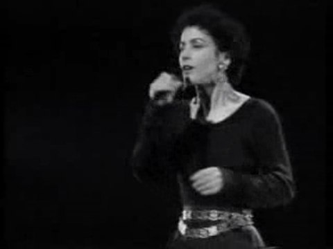 angélique ionatos - Mygdalia l'amandier