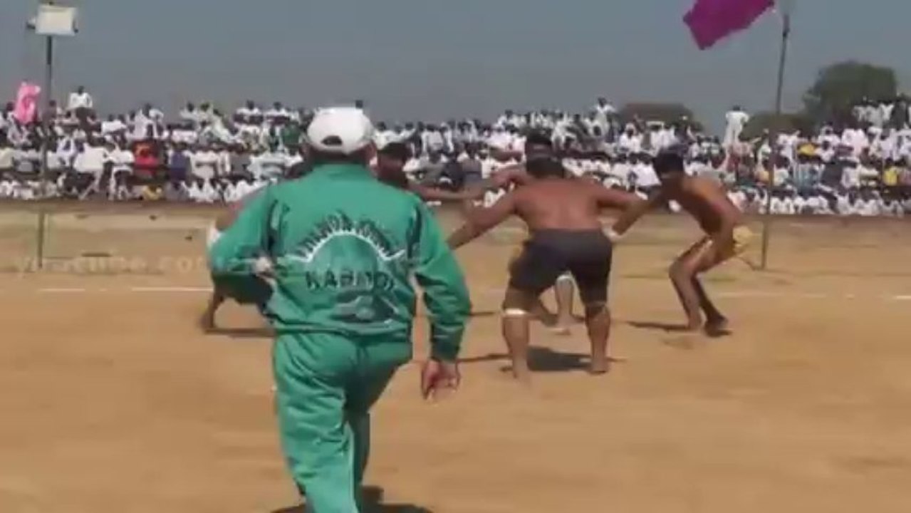 Kabaddi Best Raider Highlights 02 - Desi Sports