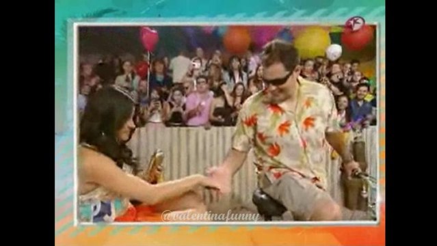 Maite Perroni (@MaiteOficial) Habla de Eclipse de Luna en alfombra roja de PJ