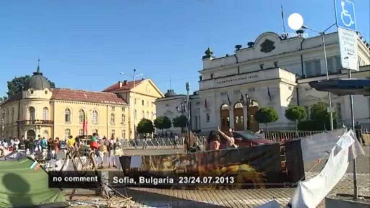 40 days of anti-government protests in Bulgaria - no comment