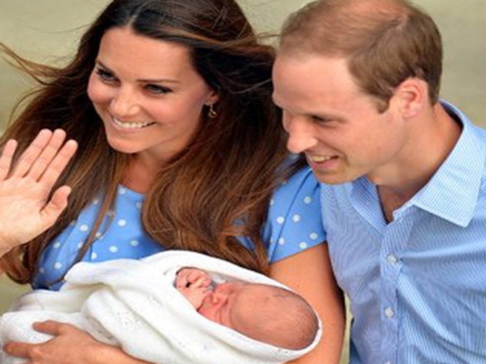 Celebrities tweet excitement at seeing royal baby for first time