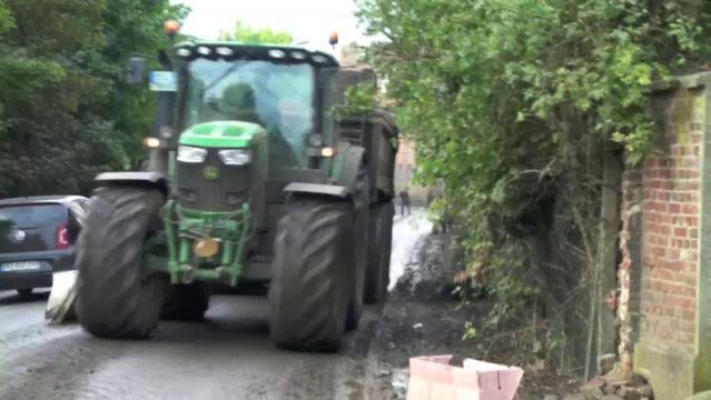 Le chantier du port d'Hautmont : la phase de terrassement