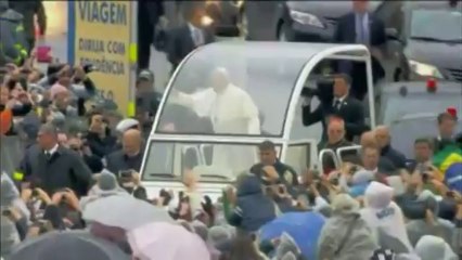 A Aparecida, le pape François célèbre sa première grande messe hors de Rome