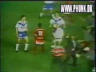 Hooligans - Brutal Soccer fight