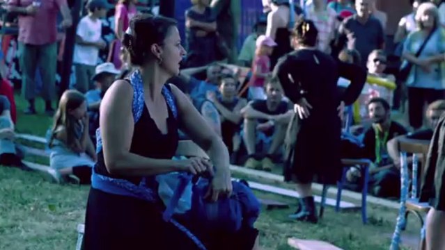 Paléo 2013 - La Ruche, en filles et en fleurs
