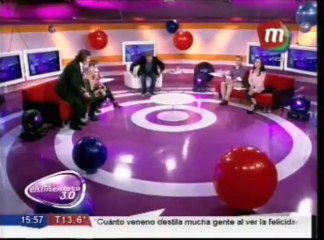 Adriana Aguirre y Ricardo García cantan en vivo para El Chimentero