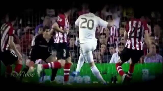 Napoli - Arriva Higuain, visite mediche e poi in ritiro (24.07.13)