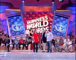 Loudest Burp (Female) - Der Lauteste Rülpser (Weiblich) -- Guinness World Record