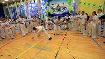 Ecole Capoeira Paris ─ Vamos Batizado 2013 ─ Trailer HD by Nintendo_(720p)