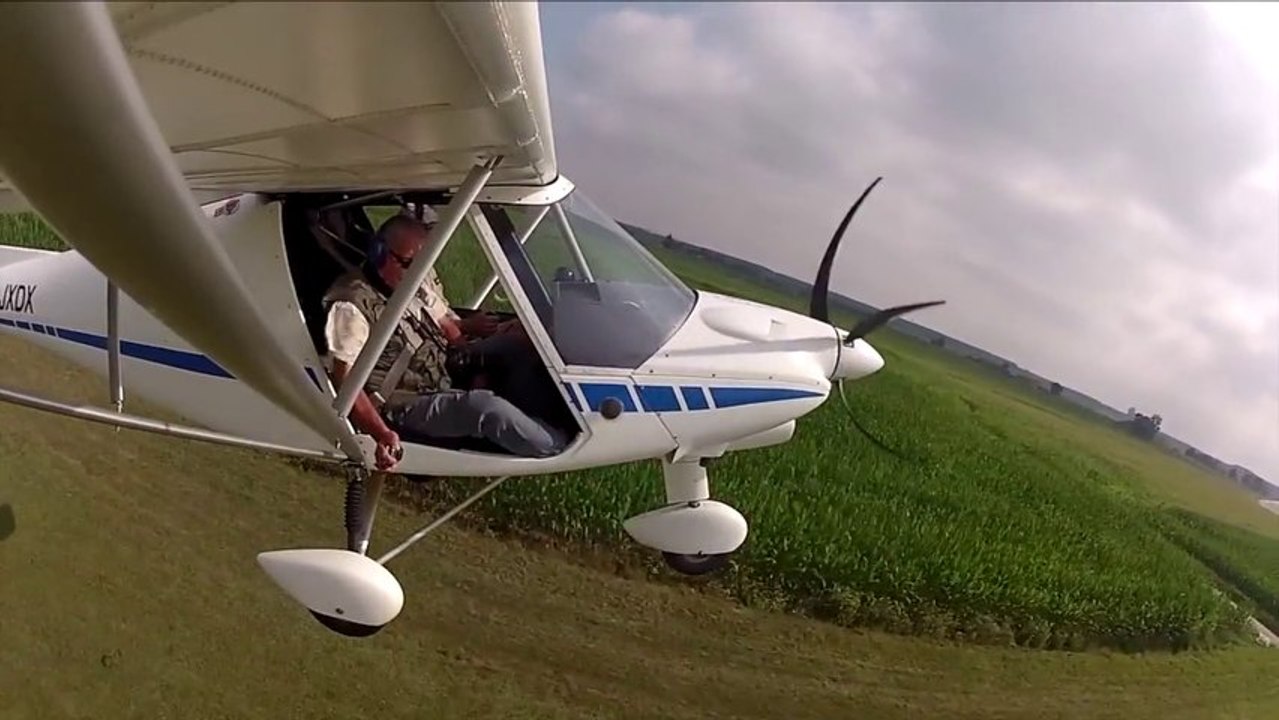 Vol sur ULM  IKARUS C42  et  test de caméras