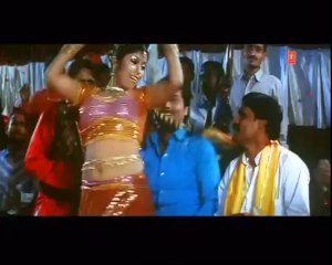 Chumma Leve Ke (Full Bhojpuri Hot Item Dance Video) Dulhaniya Leke Jaib Hum
