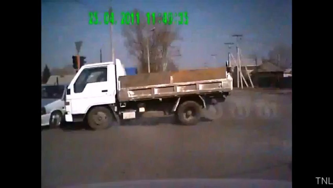 Amazing Russia Car Crash Compilation!! The worst car accidents ever filmed...