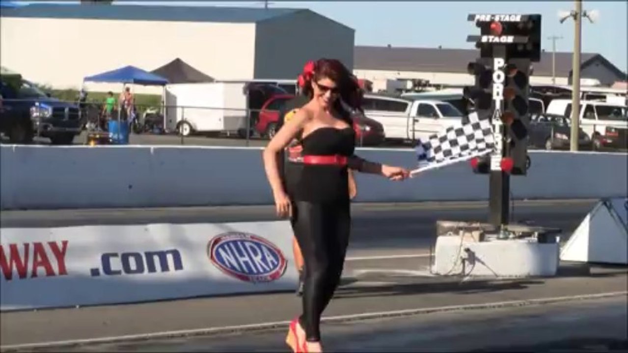 course drapeau avec  flag girl