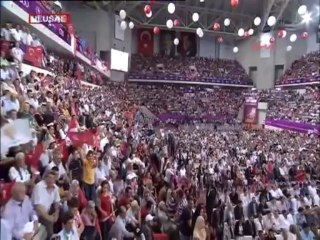 Taksim direnişçileri Başbakan'a Ulusal Kanal'dan seslendi: Aklını başına toplasın