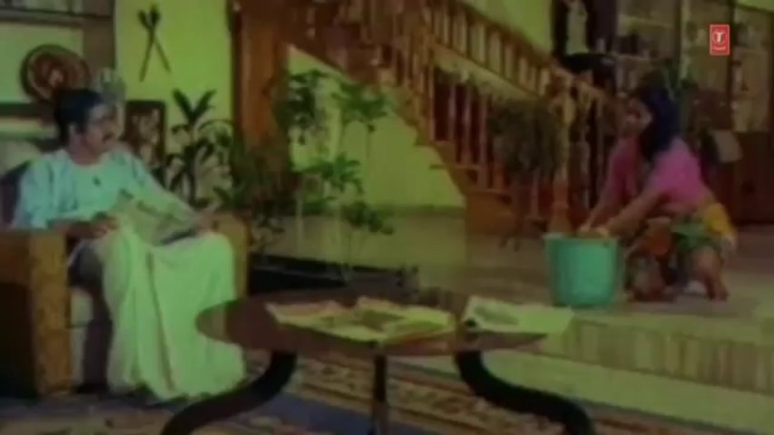 Omanikkan Oru Sisiram - Malayalam Movie Video Clip 2