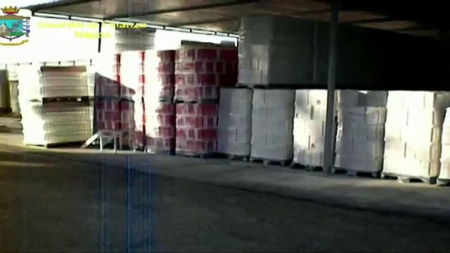 Napoli - Contrabbando di liquori, sgominata organizzazione (25.07.13)