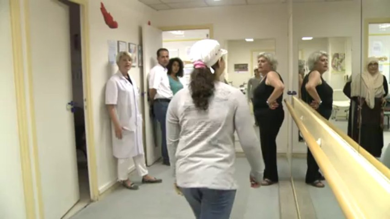 Syrian child refugees in France for medical aid