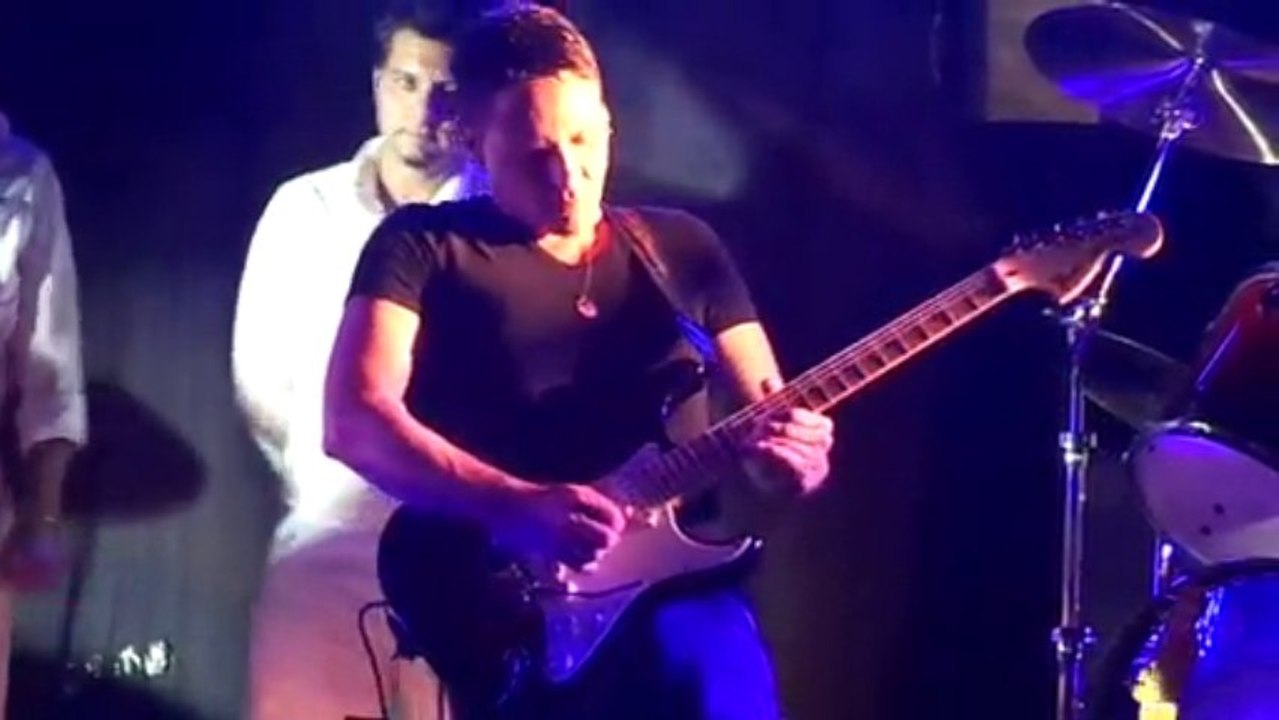 FEEL COLLINS (Tribute Band) - Inside out (Argelès 2013)