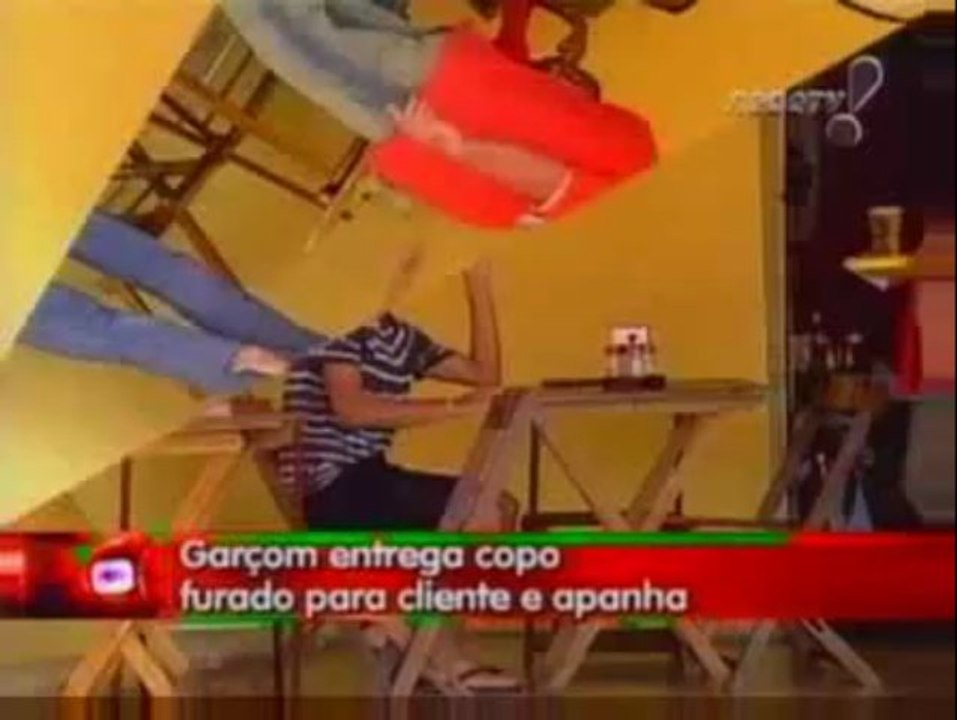 Pegadinha do João Kleber - Copo Furado