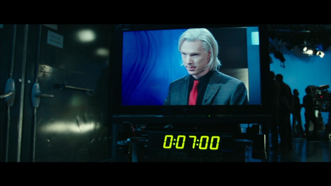 The Story Of WikiLeaks Founder Julian Assange in "The Fifth Estate" First Trailer