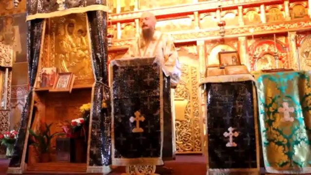 Monahul Filotheu la ultima slujba de la Petru Voda a Parintelui Justin - 21 Aprilie 2013