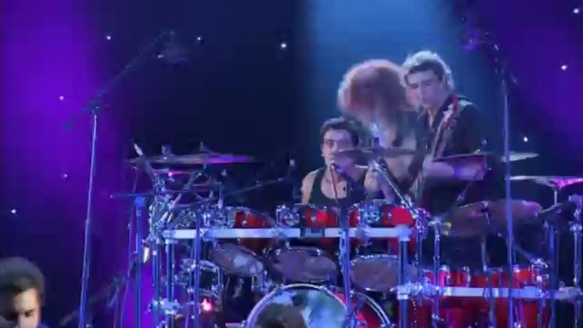 Jean-Luc Lahaye, Fils de personne (Olympia 2010, extrait de la version live déchaînée)