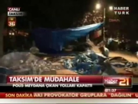 Polisi tahrik ediyor diyen Habertürk muhabirinin ensesine tokat