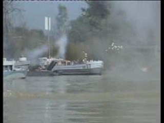 DEBARQUEMENT Port en Bessin 2004