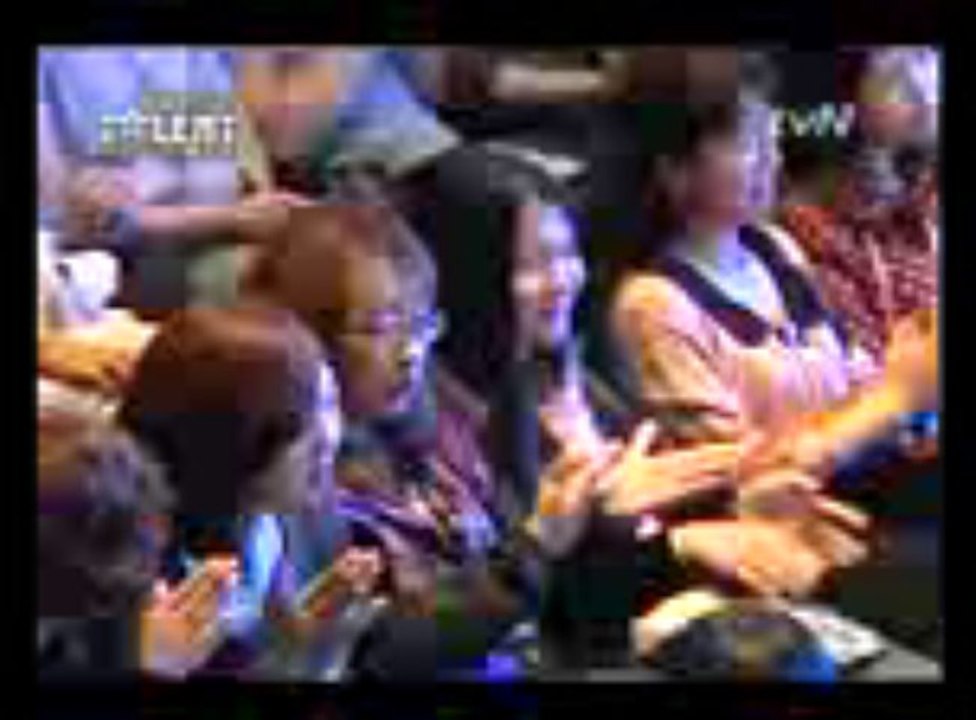 Homeless Boy Steals The Talent Show (1)