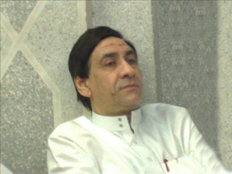 سورة الأحزاب - القارئ الطبيب أحمد عبد الفتاح