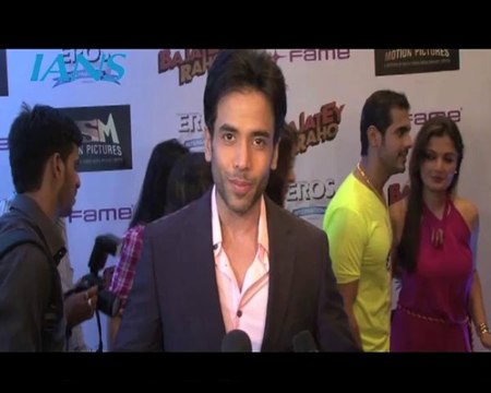 Stars at Bajatey Raho premiere