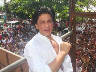 Download Video: Shahrukh Khan Invites You for a GRAND EID Iftaar Party