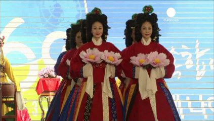 Düşman kardeşler ateşkesin yıldönümünü kutladı