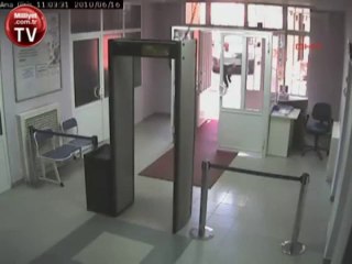 Ölümden kaçış güvenlik kamerasında