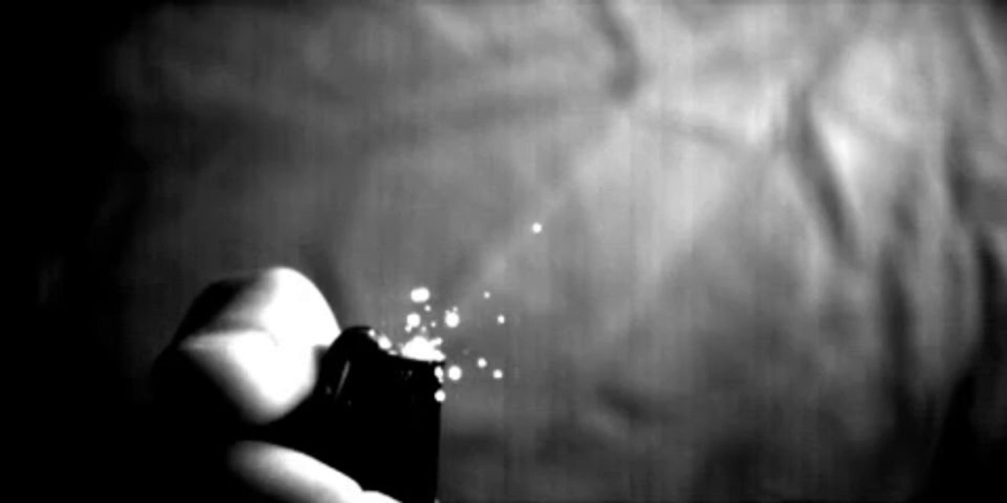Slow Motion Lighter - 20,000 fps