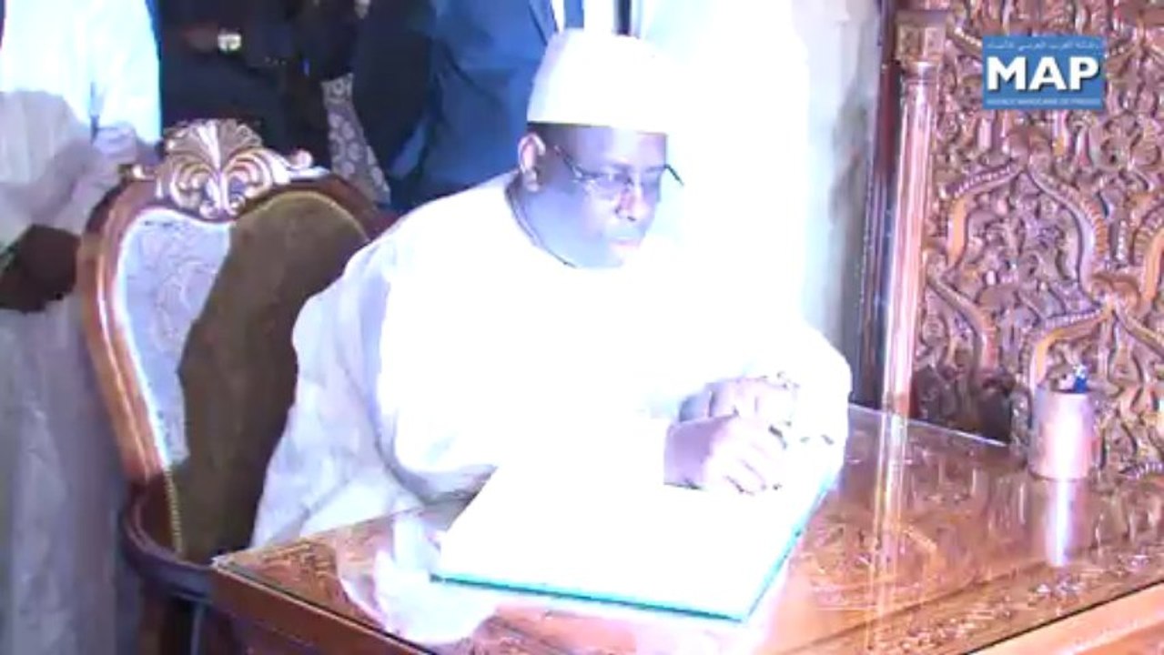 Le président sénégalais Macky Sall visite le Mausolée Mohammed V