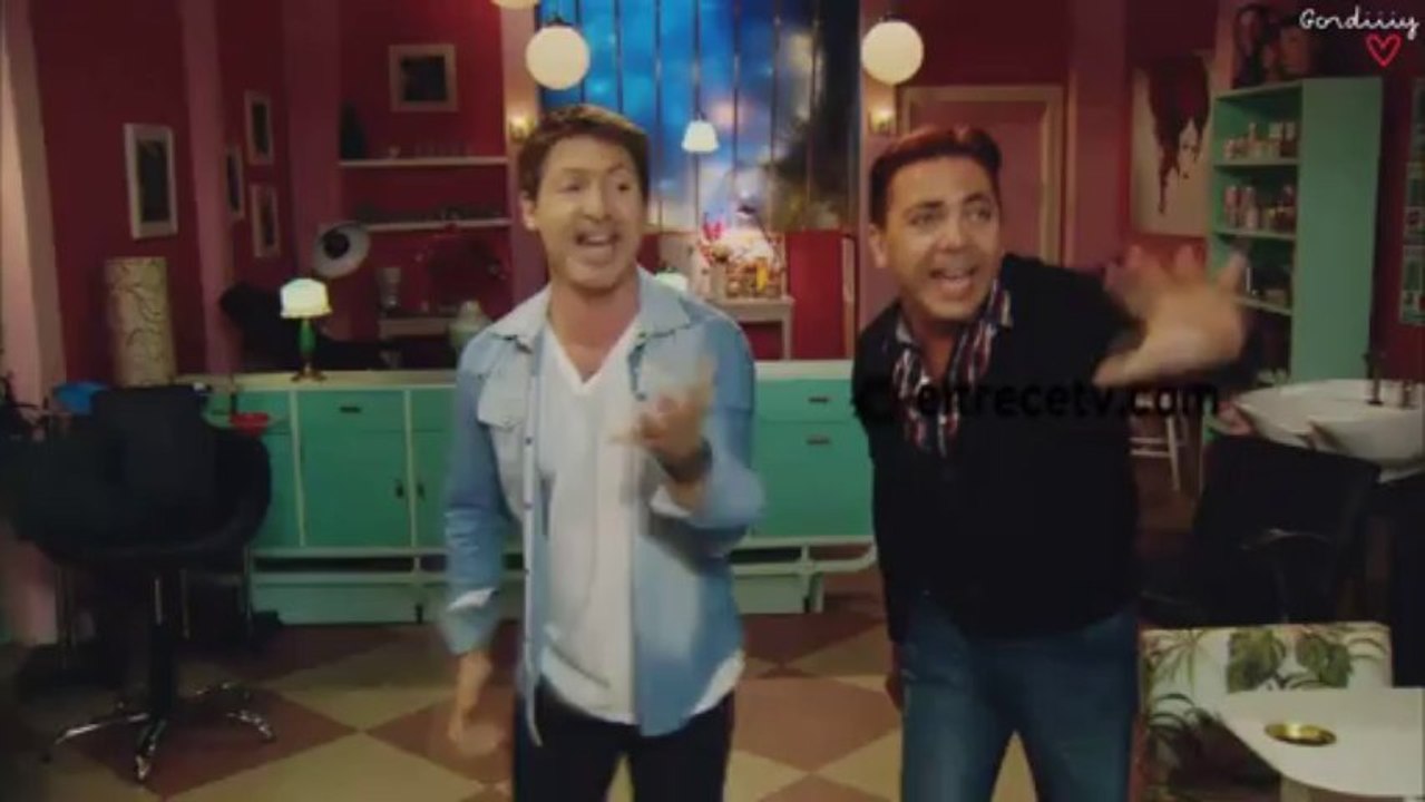 Juan cantò "Asì era ella" junto a Cristian Castro