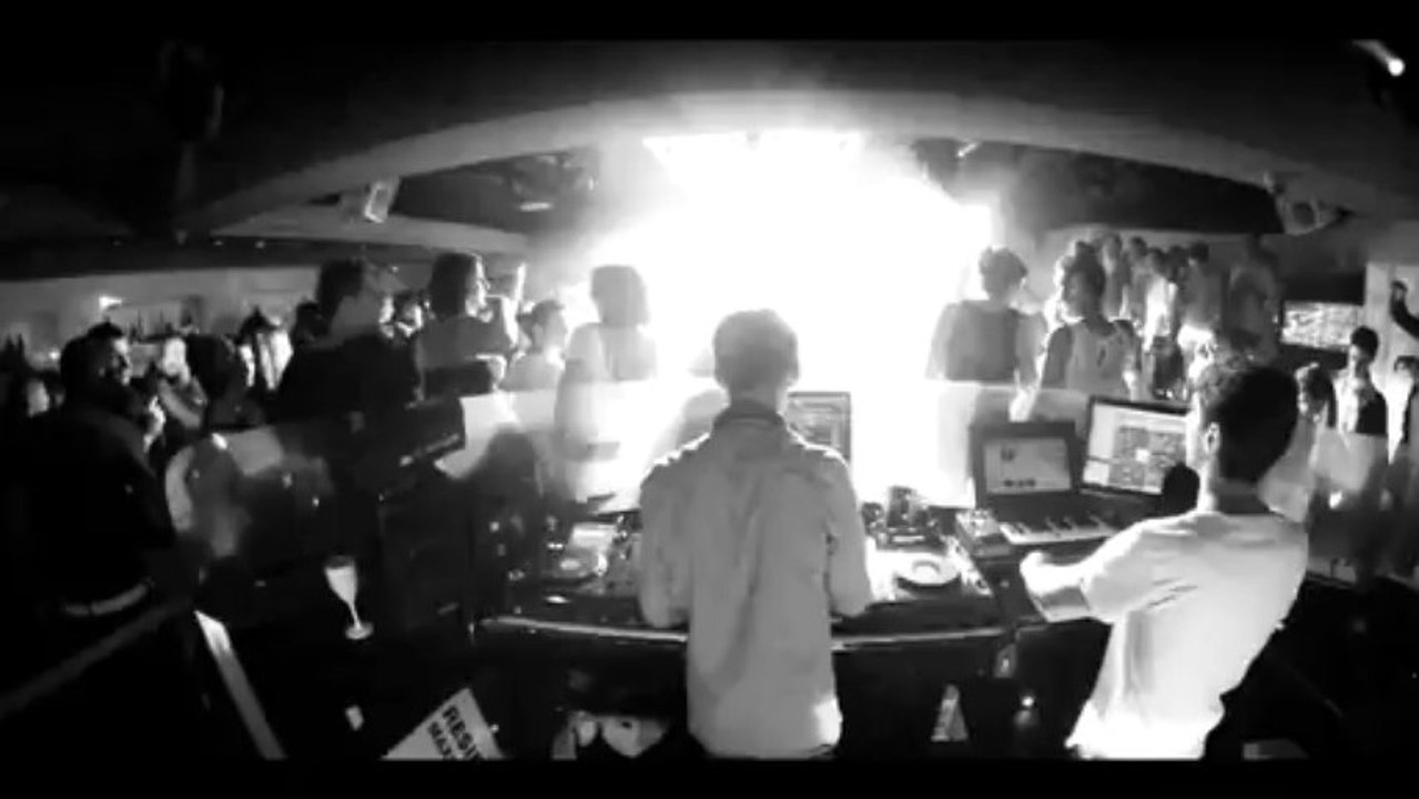 KISS CLUB-DECADENCE-VENDREDI 25 JUILLET